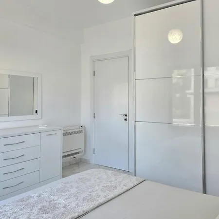 Brisa Del Mar Beachfront Апартаменты Дуррес