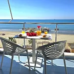 Brisa Del Mar Beachfront *
