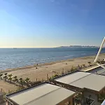 Brisa Del Mar Beachfront Appartement Durrës
