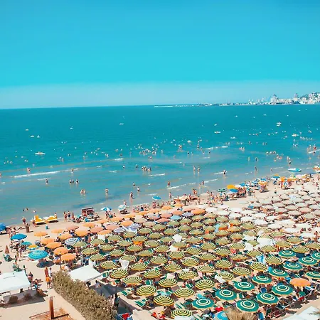 Brisa Del Mar Beachfront