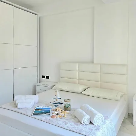 Brisa Del Mar Beachfront Appartement Durrës
